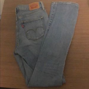 Levi’s Shaping Skinny jeans